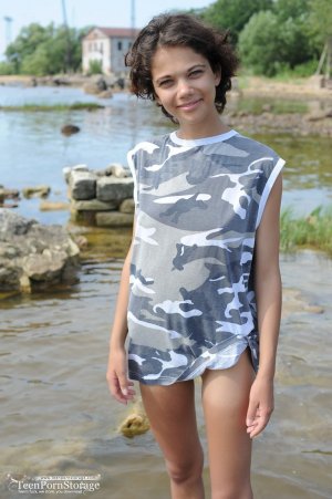 312-07 thefappeningblog.com.jpg