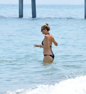 Gwyneth Paltrow Sexy 3 thefappeningblog.com.jpg