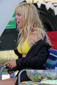 Anna Faris Sexy 10 thefappeningblog.com.jpg