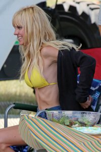 Anna Faris Sexy 12 thefappeningblog.com.jpg