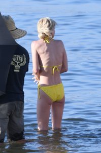 Anna Faris Sexy 60 thefappeningblog.com.jpg