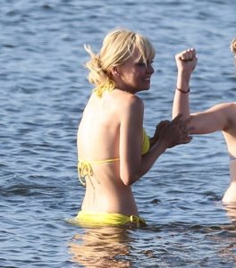 Anna Faris Sexy 23 thefappeningblog.com.jpg