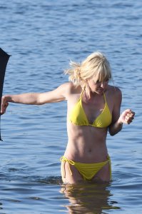 Anna Faris Sexy 41 thefappeningblog.com.jpg