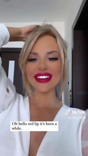 Nicole (@coley_1208) TikTok.mp4_000017616.jpg