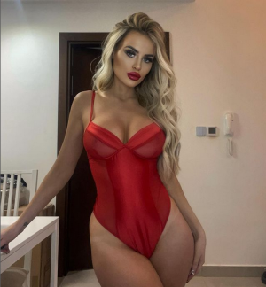 Screenshot 2023-03-30 at 00-22-02 Nicole Farrell (@nicolefarrell_1208) • Instagram photos and ...png