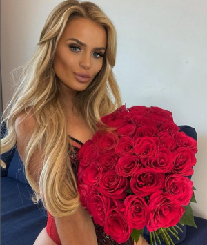 Screenshot 2023-03-30 at 00-19-50 Nicole Farrell (@nicolefarrell_1208) • Instagram photos and ...png