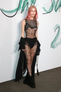 Lady Mary Charteris Underboob 21 thefappeningblog.com.jpg