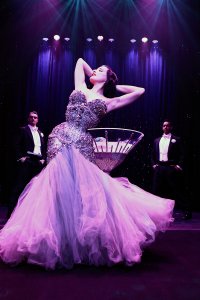 Dita Von Teese Topless Sexy 15 thefappeningblog.com.jpg