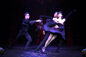 Dita Von Teese Topless Sexy New 17 thefappeningblog.com.jpg