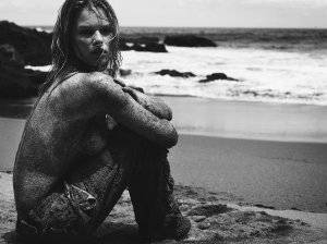 Anna Ewers Nude & Sexy 3 thefappeningblog.com.jpg