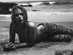 Anna Ewers Nude & Sexy 4 thefappeningblog.com.jpg