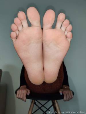 alice-frenchfeet_thefappeningblog.com_0003.jpg