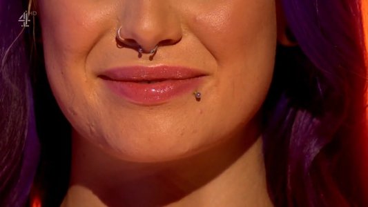 Screenshot_20230405_155243_Video Player.jpg