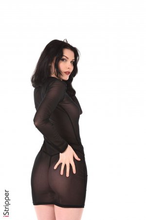 0011-06 thefappeningblog.com.jpg