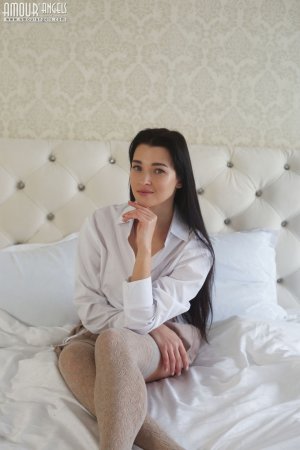 0015-01 thefappeningblog.com.jpg