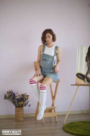 0013-01 thefappeningblog.com.jpg