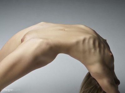 0001-11 thefappeningblog.com.jpg