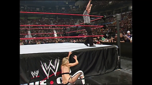 trish--stratus--butt crack cleavage 2.png