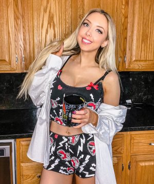 FtW4x-YXgAQoSWX.jpg FtW4x-YXgAQoSWX.jpg