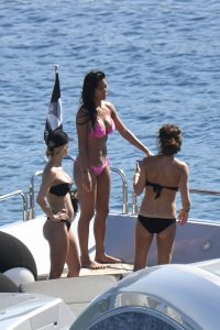 Nicole Scherzinger Sexy 19 thefappeningblog.com.jpg