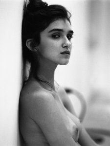 Paula Bulczynska Sexy & Topless 1 thefappeningblog.com.jpg