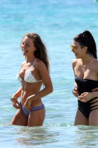 Alessia Tedeschi Sexy 17 thefappeningblog.com.jpg