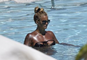 Madeleine Vall Beijner Sexy & Topless 16 thefappeningblog.com.jpg