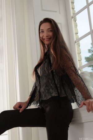 0033-04 thefappeningblog.com.jpg