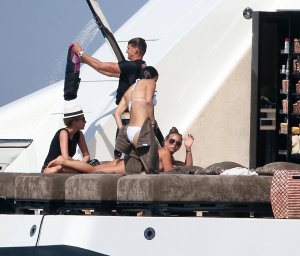 Michelle Rodriguez Sexy 19 thefappeningblog.com.jpg