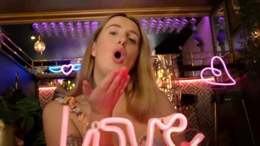 Screenshot_20230428_172339_Video Player.jpg