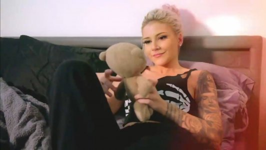 Screenshot_20230429_114927_Video Player.jpg