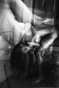 Nathalie Edenburg Naked 08.jpg