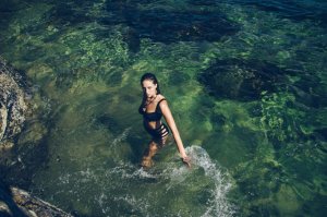 Nathalie Edenburg Naked 18.jpg