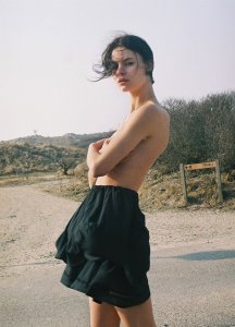 Naomi Nijboer Topless 03.jpg