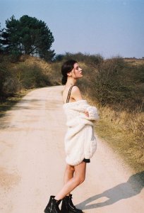 Naomi Nijboer Topless 09.jpg