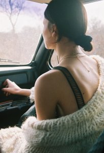 Naomi Nijboer Topless 12.jpg