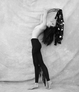 Maxine Schiff Naked 09.jpg