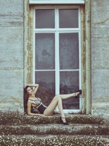 Rebecca Gobbi Topless 03.jpg