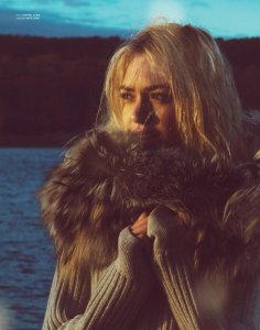 Cora Keegan Naked 02.jpg