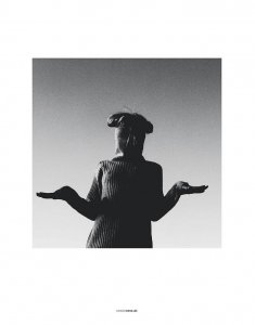 Cora Keegan Naked 04.jpg