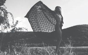 Cora Keegan Naked 05.jpg