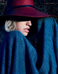 Cora Keegan Naked 06.jpg