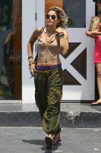 Paris Jackson Braless 6 thefappeningblog.com.jpg