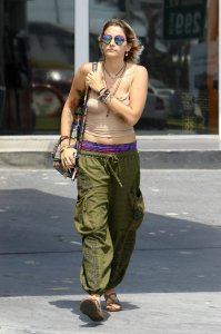 Paris Jackson Braless 9 thefappeningblog.com.jpg