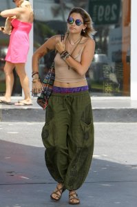 Paris Jackson Braless 7 thefappeningblog.com.jpg