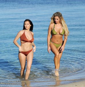 Chloe Goodman Bianca Gascoigne Sexy 6 thefappeningblog.com.jpg