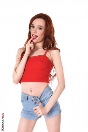 0022-02 thefappeningblog.com.jpg