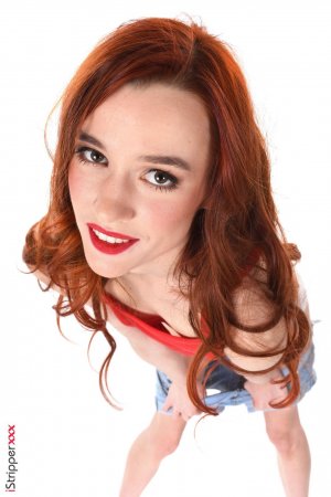 0022-06 thefappeningblog.com.jpg