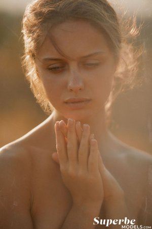 0017-15 thefappeningblog.com.jpg