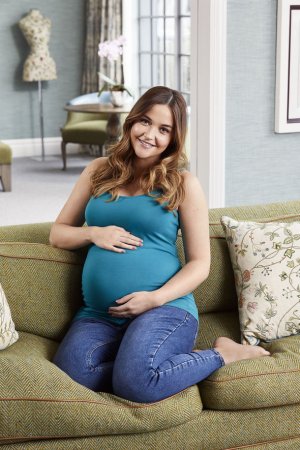 Jacqueline-Jossa-pregnant-1338288.jpg